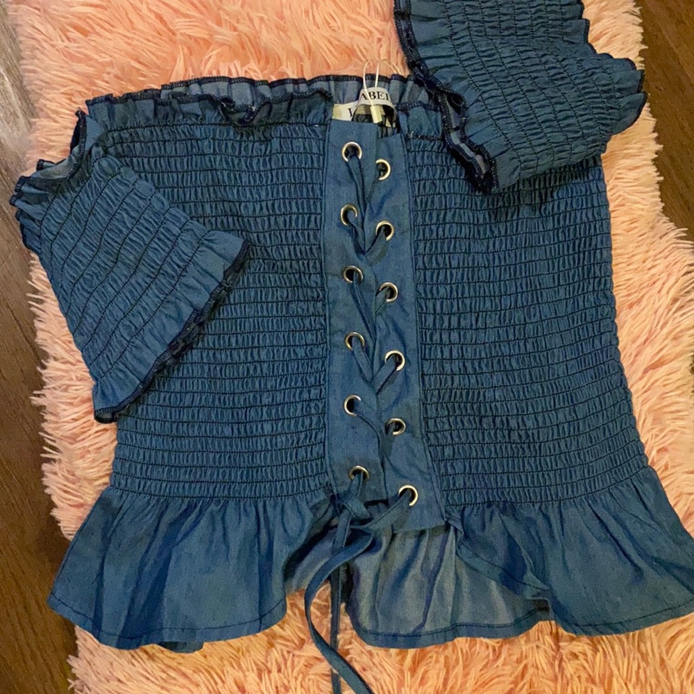 off the shoulder corset crop top! very cute